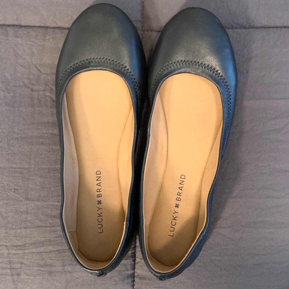 Lucky brand black flats